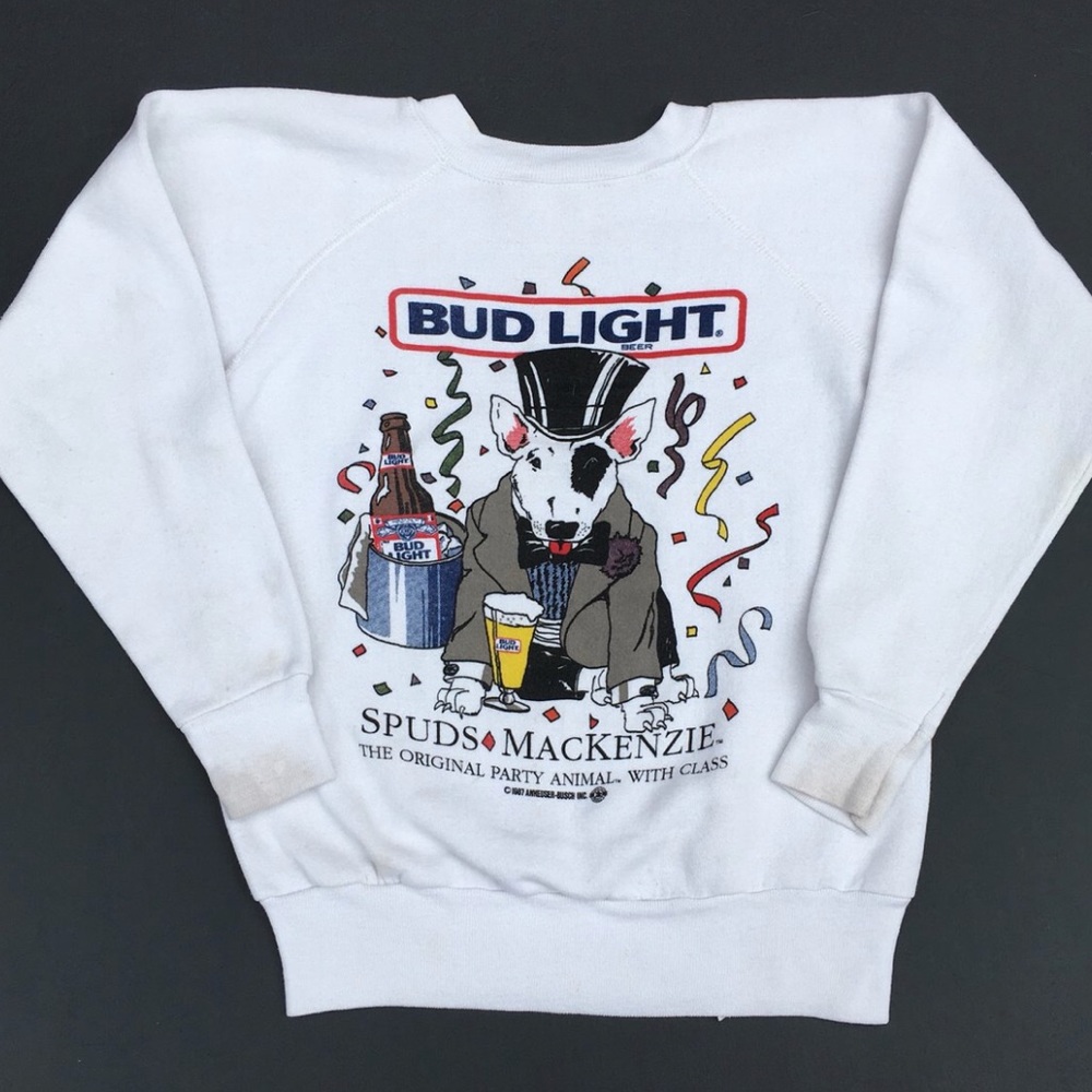 Spuds Mackenzie Budweiser Pullover sweatshirt.